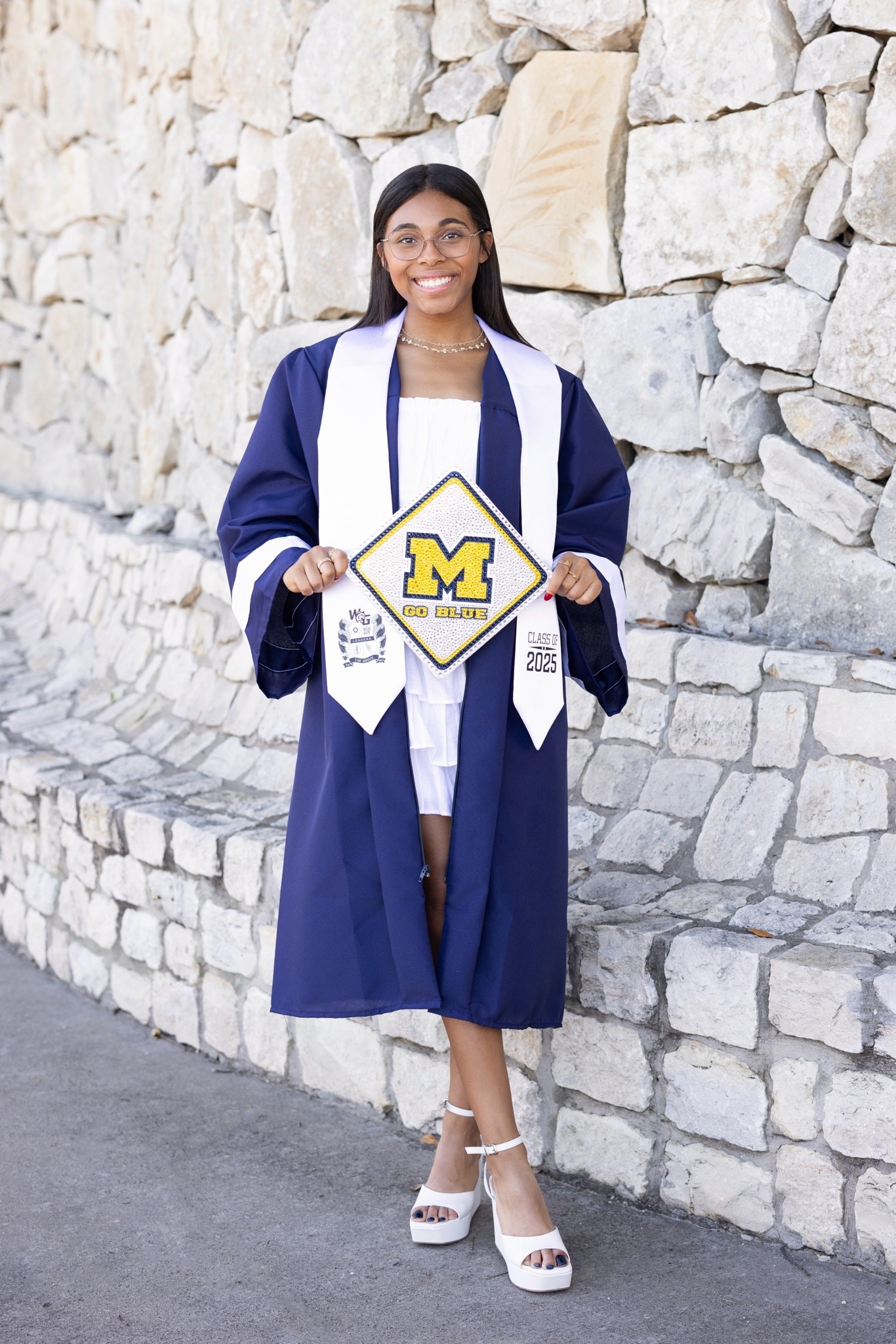 Alexis King is graduating from Walnut Grove High School in Prosper, Texas.
Alexis will be attending the University of Michigan and pursuing a dual degree – BFA  in art &; design and BA in communications and media.
Alexis will also be a Michigan Cheerleader.