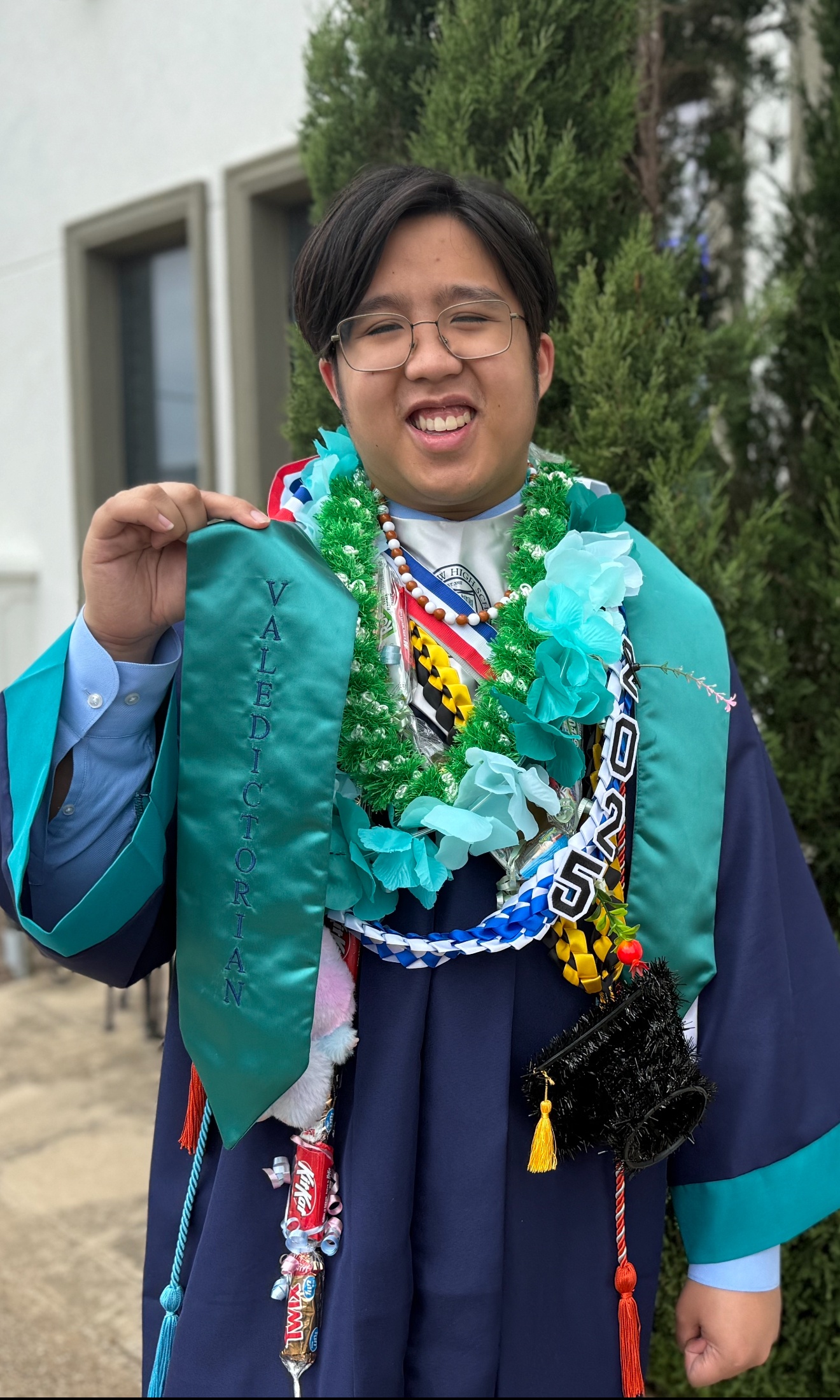 Camren Cunanan of Valley Ranch in Irving, Texas graduated as CFB- ISD Ranchview High School Class of 2025’s Valedictorian during today’s (5/24/25) ceremony held at UNT. He also got several other awards and scholarships. He will be attending UT Austin for Pre- PharmD.