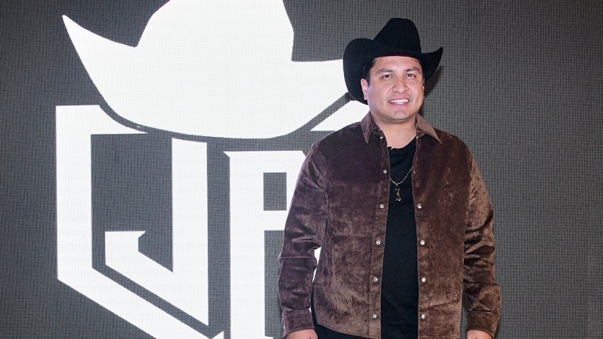 MEXICO CITY, MEXICO – NOVEMBER 24: Singer Julion Alvarez poses for a photo during a press conference for the new production ‘De Hoy En Adelante, Que Te Vaya Bien’ at Hotel Presidente Intercontinental on November 24, 2022 in Mexico City, Mexico. (Photo by Jaime Nogales/Medios y Media/Getty Images)