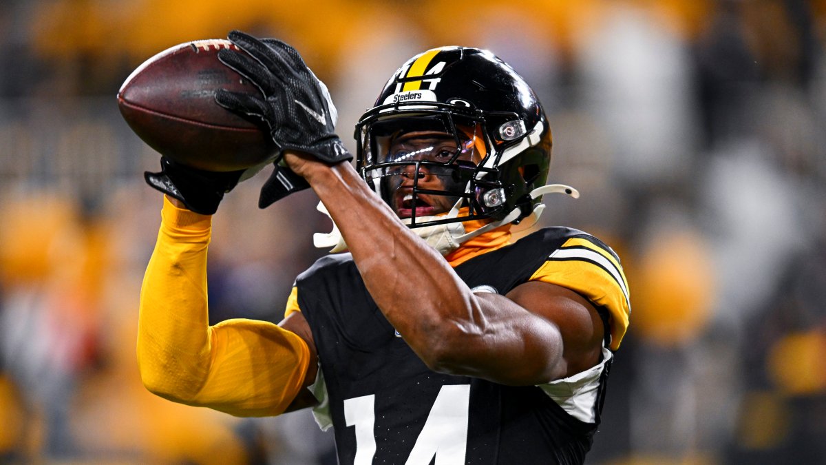 Cowboys land WR George Pickens in trade with Steelers