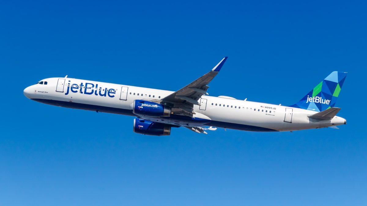 JetBlue passengers hospitalized after flight drops altitude, forcing emergency landing
