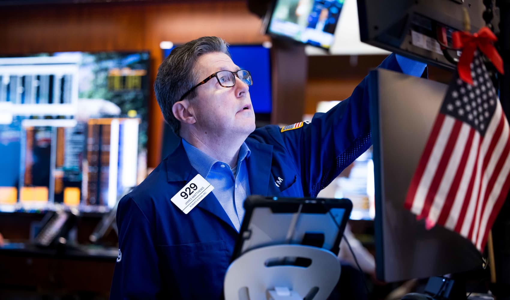 S&P 500 futures are little changed as index nears all-time high: Live updates
