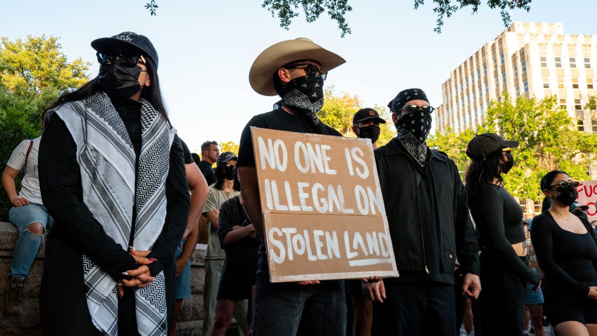 Greg Abbott to deploy National Guard across Texas for protests – NBC 5 ...