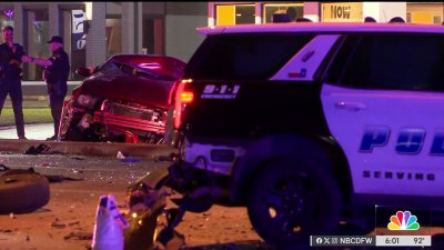 2 Dallas police officers injured, 1 person killed after violent crash