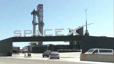 Texas gives Elon Musk's ‘company town' the power to close highways and beaches for SpaceX