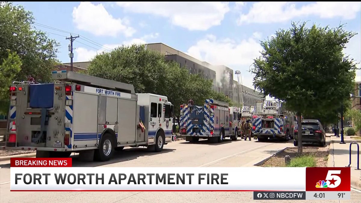 Crews battle Fort Worth apartment fire – NBC 5 Dallas-Fort Worth