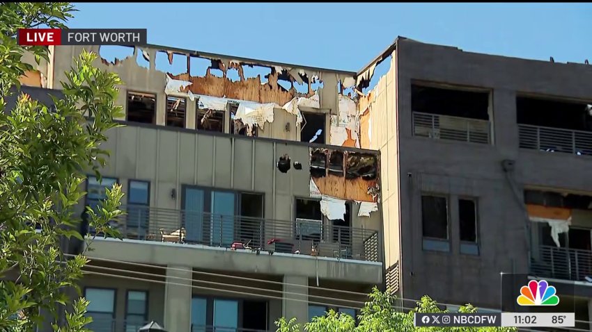Fire crews remain at scene following large Fort Worth apartment fire