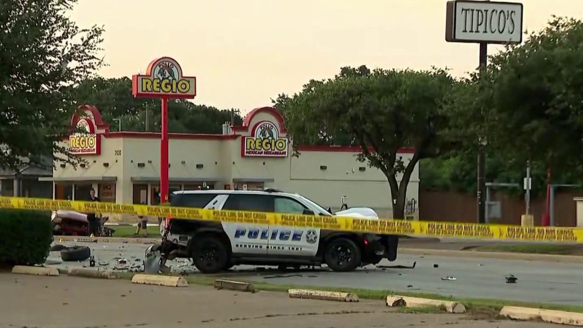 1 killed, 2 officers injured, roadway shut down after crash in Northwest Dallas