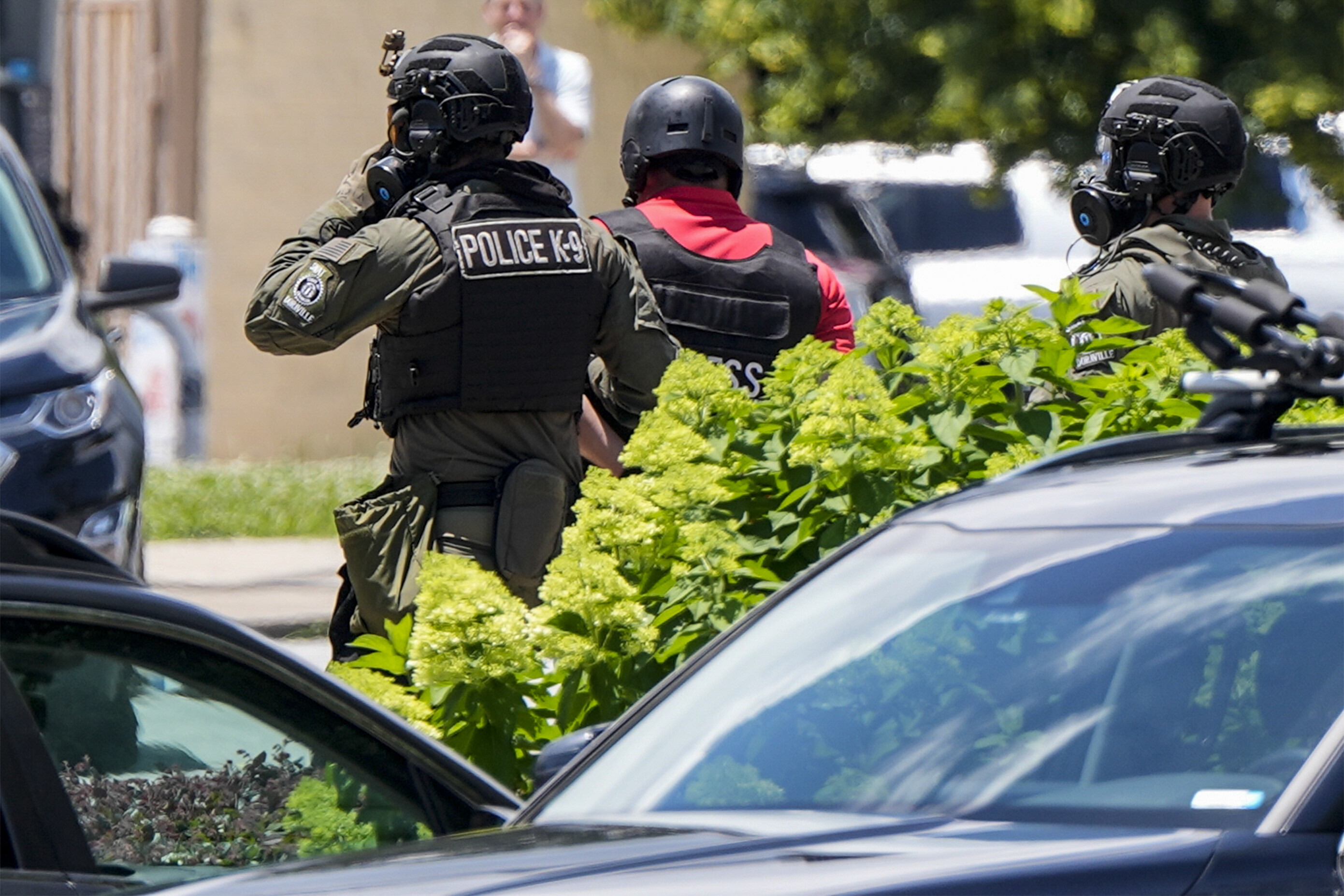 Spanish-language journalist Mario Guevara remains in ICE custody ...