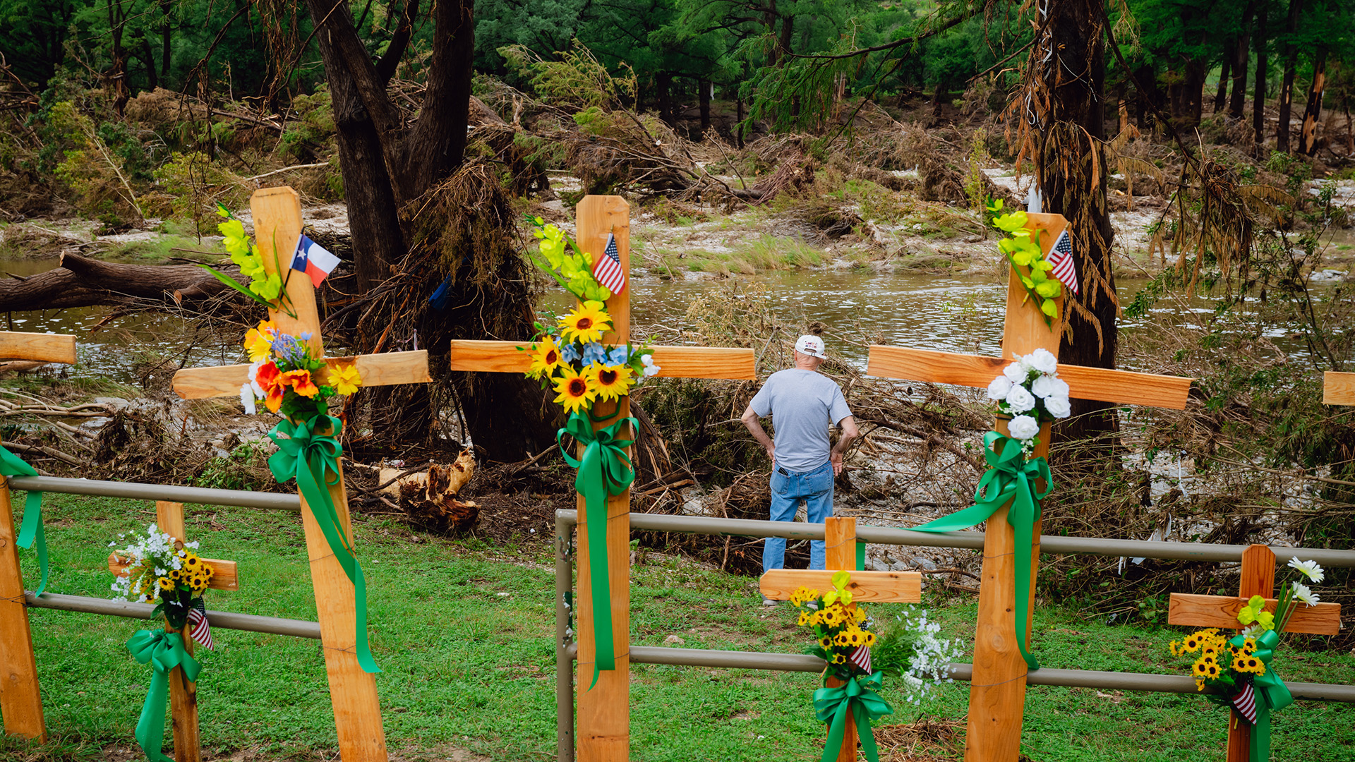 Search for missing in Texas flooding - GettyImages 2224425769