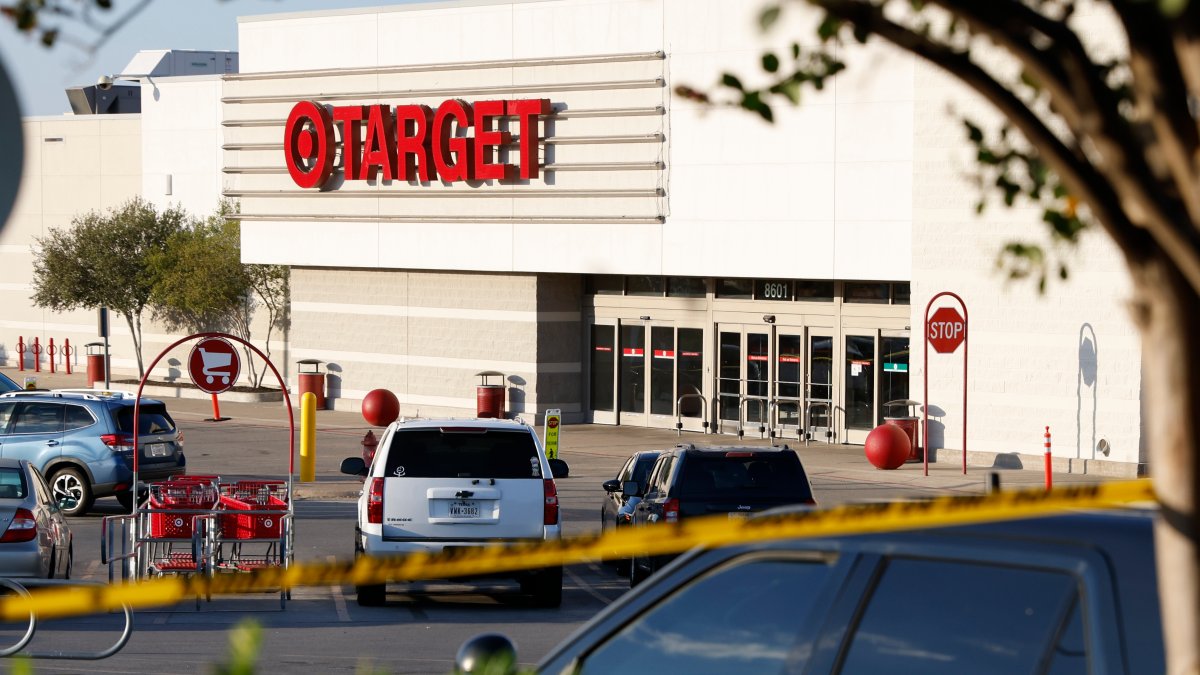 Target employee collecting carts gunned down before man, granddaughter killed in Austin shooting