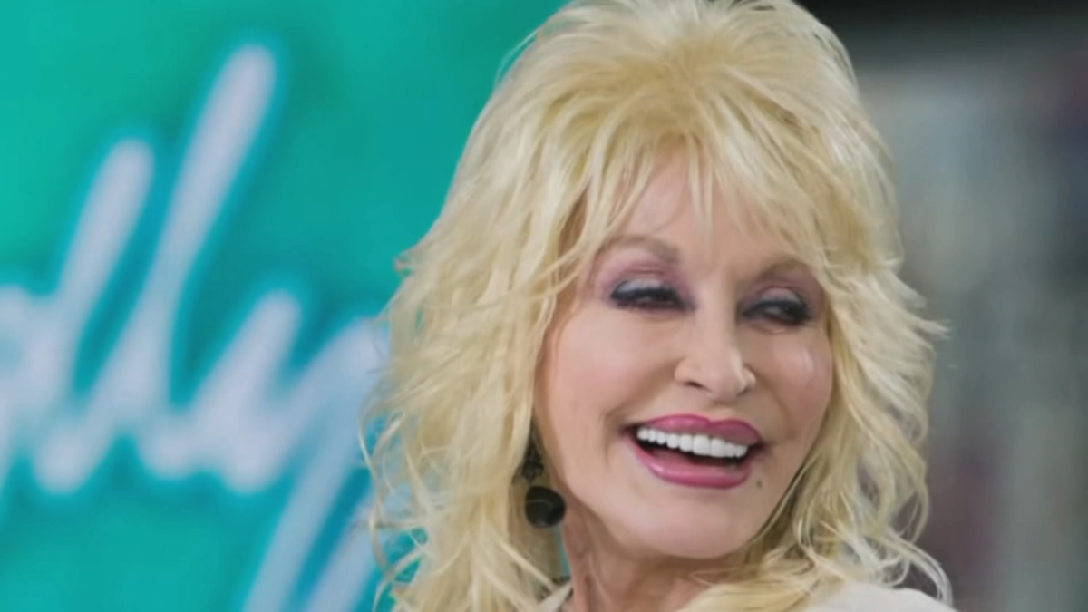 5 things to know about Dolly Parton