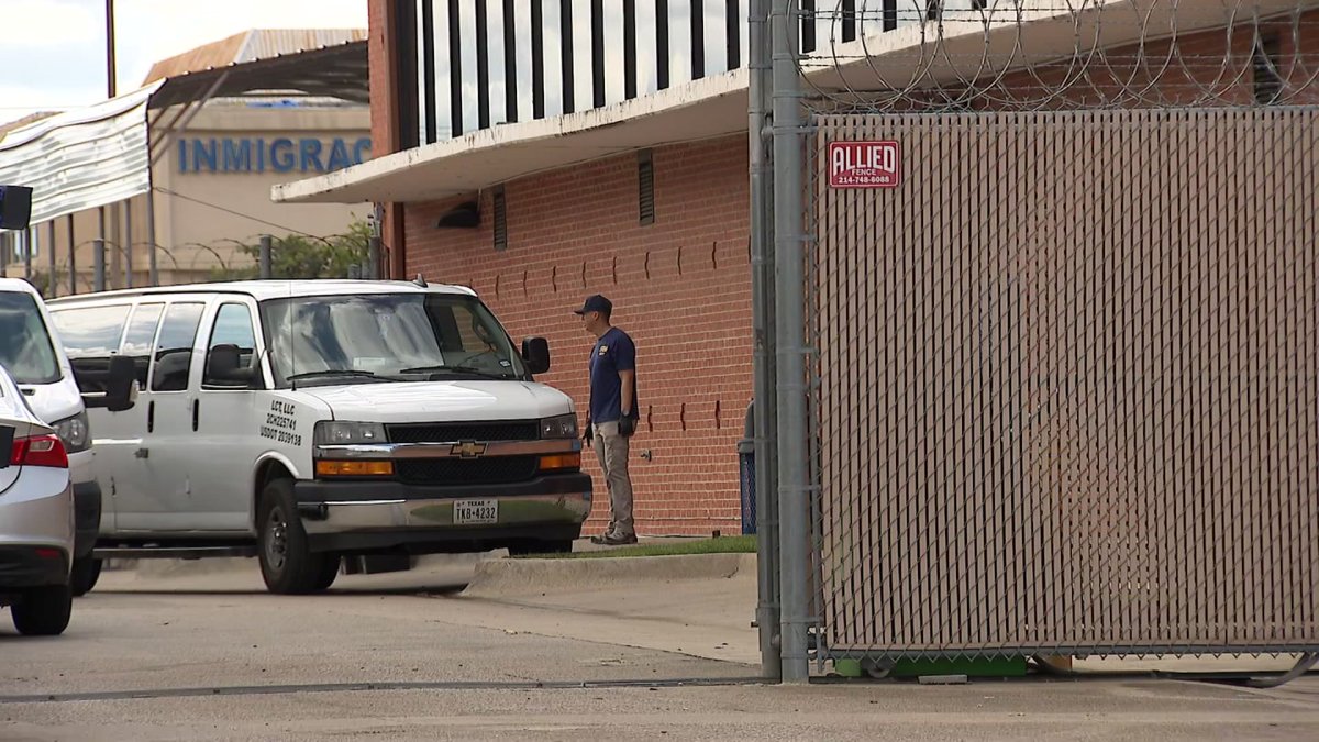 Dallas ICE shooting kills detainee, witnesses describe chaos – NBC 5 ...