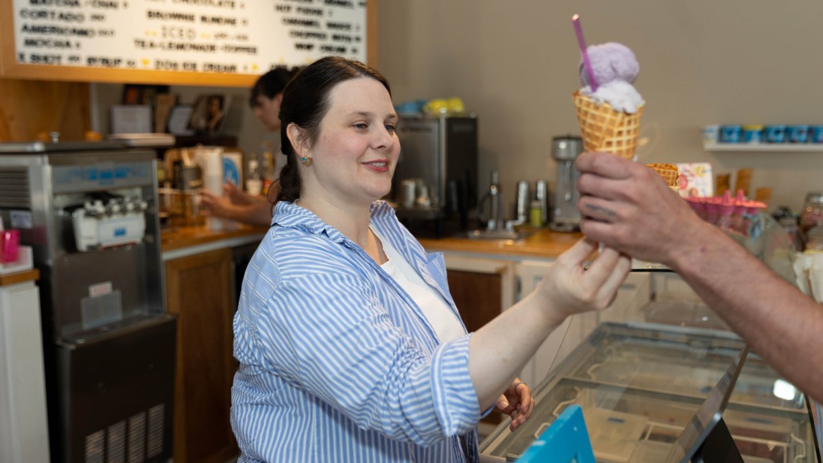 Vermont ice cream shop creates Taylor Swift-inspired flavors ahead of new album