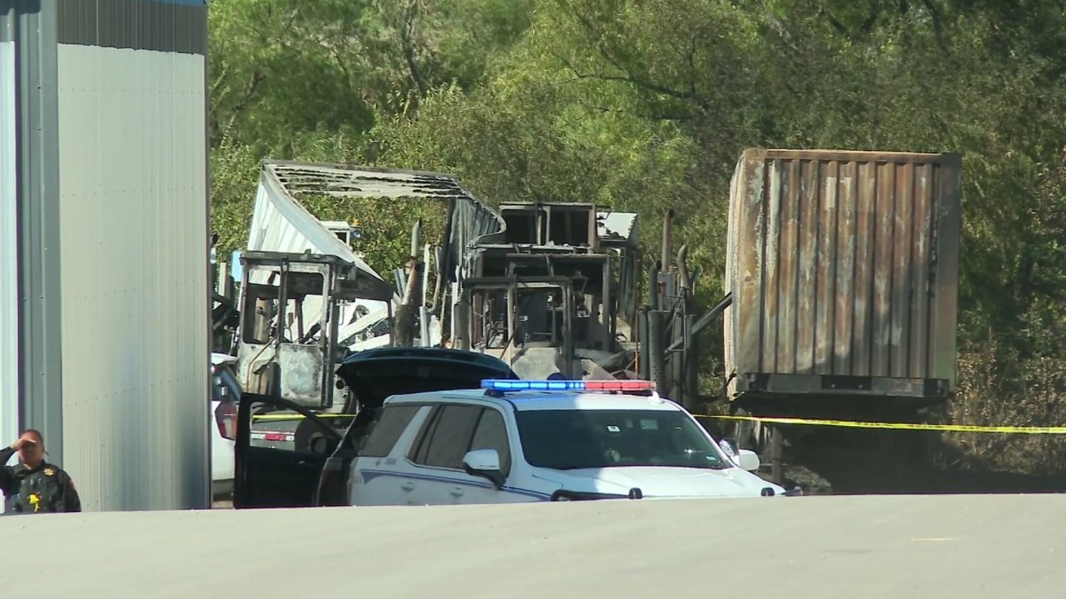 Fatal plane crash shakes Fort Worth community – NBC 5 Dallas-Fort Worth