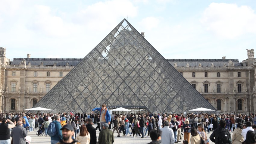Louvre