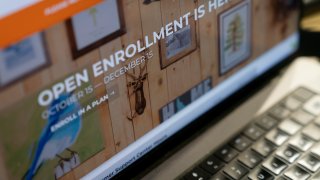 Congressional stalemate creates chaos for Obamacare shoppers