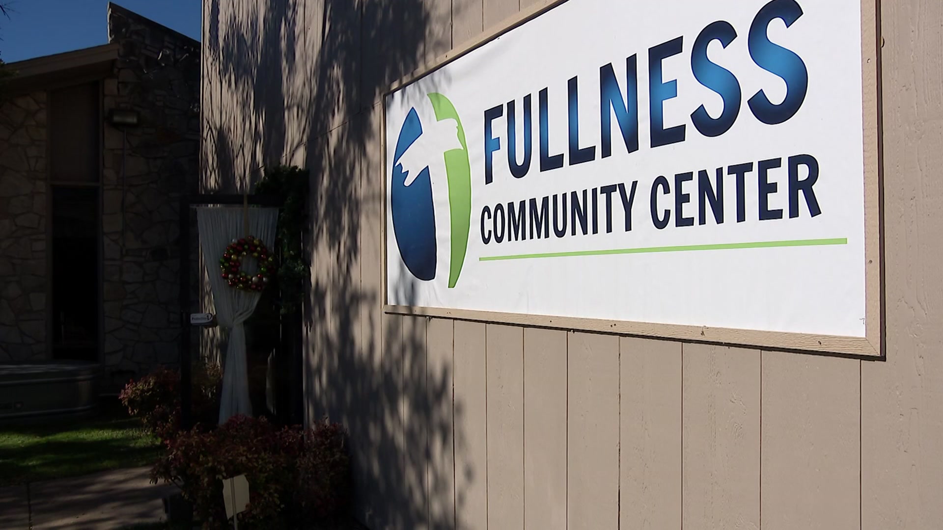 Fort Worth officer's concern ignites an outpouring of help for family of 8