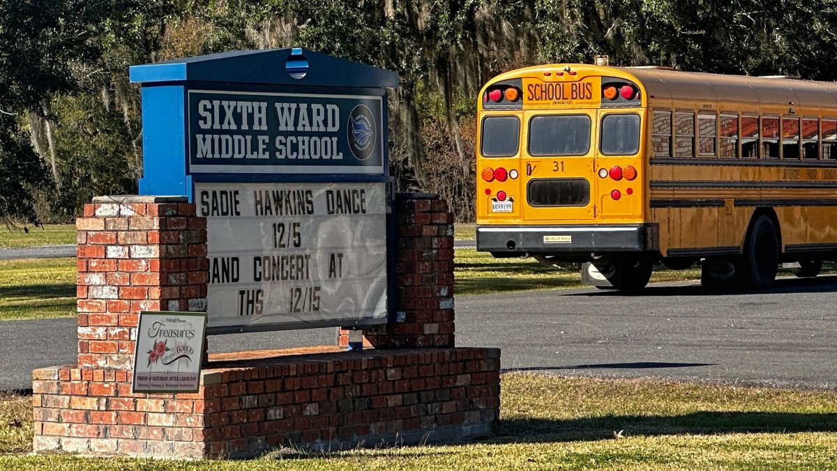 Louisiana girl expelled after confronting classmates over AI‑made nude images