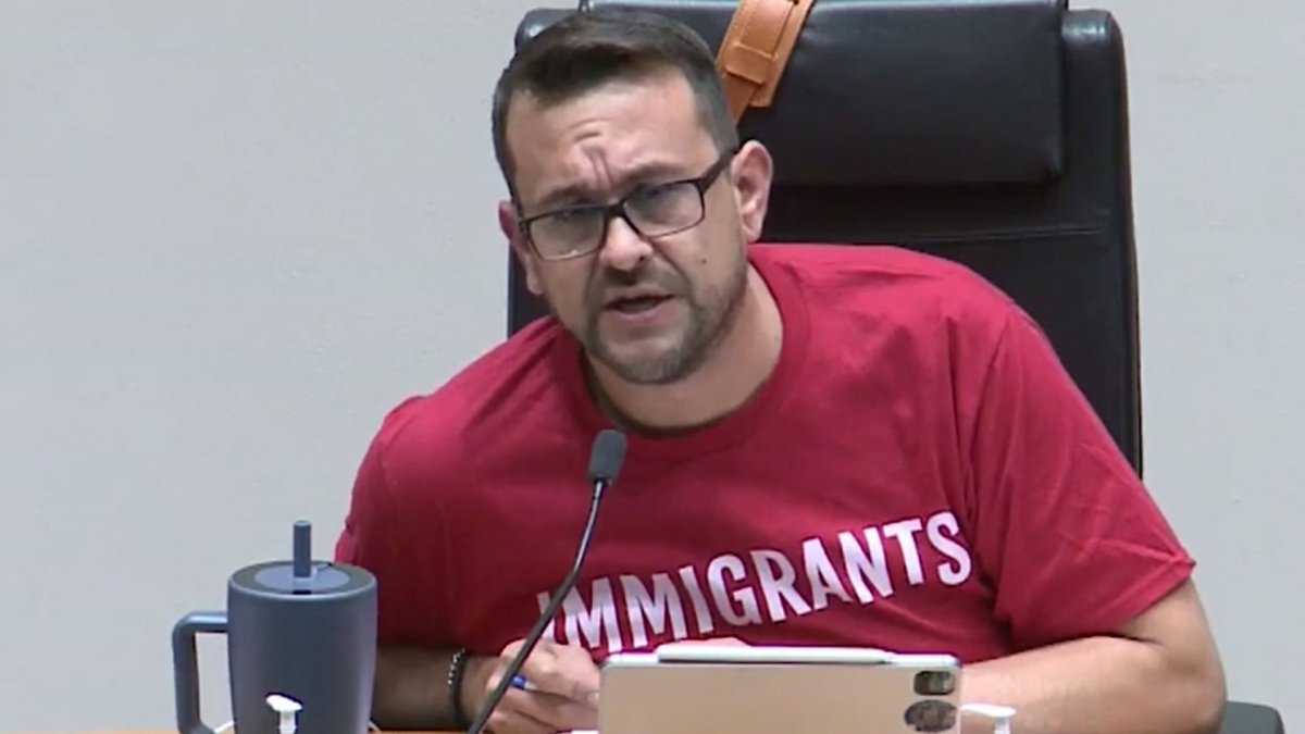 Dallas City Councilman Bazaldua shoots down rumors of congressional run