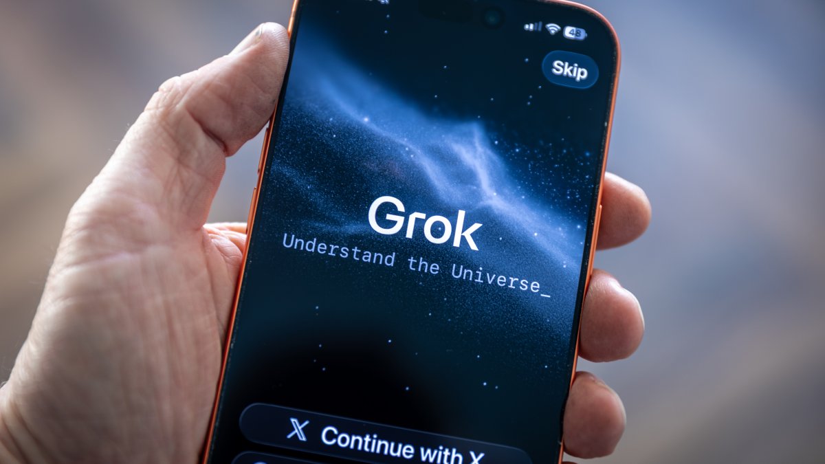 Senators urged Apple and Google to remove X and Grok from app stores