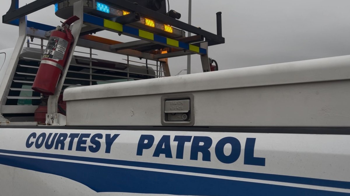 Stranded on icy roads? Courtesy patrols ready to help drivers across North Texas