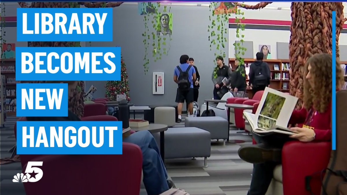 Crowd Library Students crowd library after cellphone ban β NBC 5 Dallas-Fort Worth