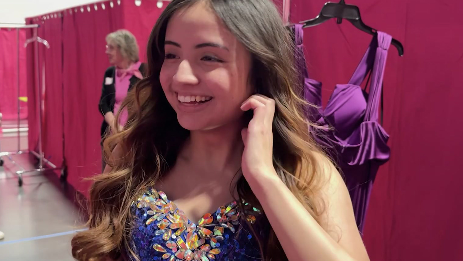 Free prom pop-up helps teens find dresses stress-free  NBC 5 Dallas-Fort  Worth