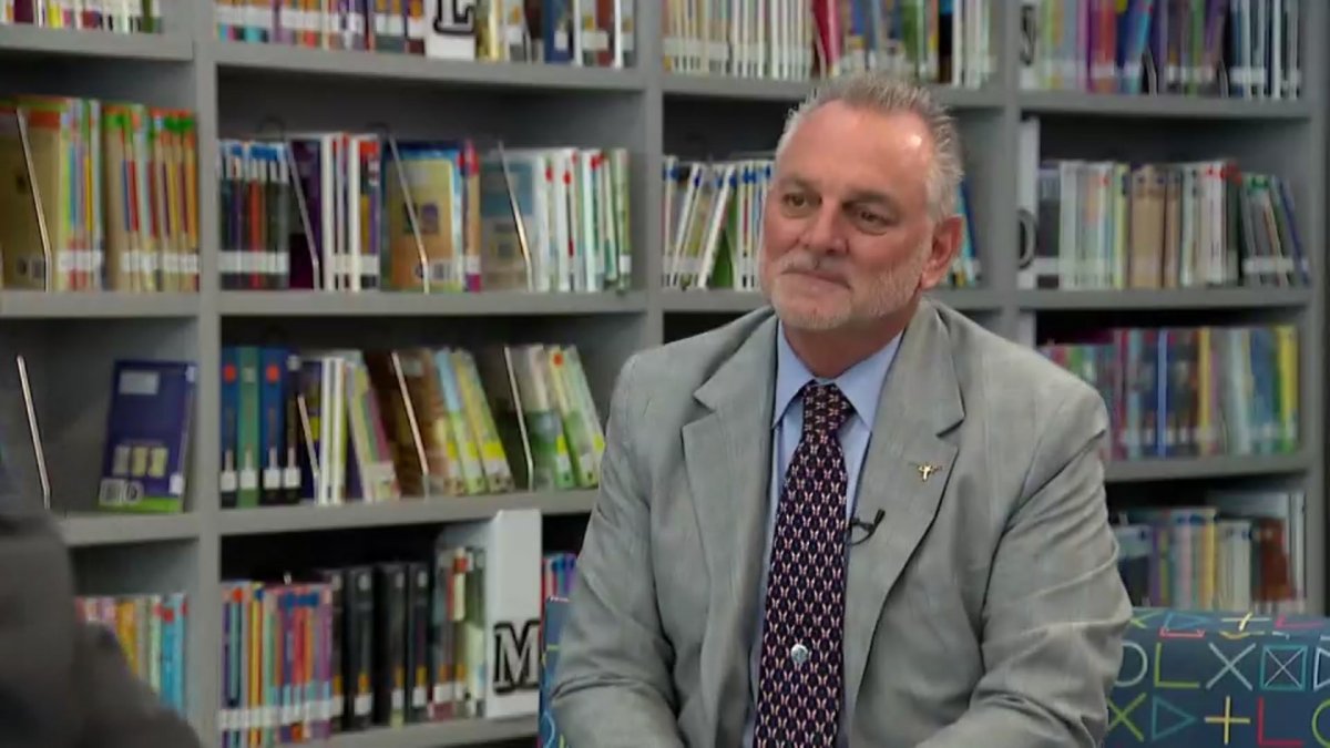 Ο νέος επιθεωρητής του Fort Worth ISD λέει ότι το σύστημα έχει χαλάσει και η αλλαγή ξεκινά τώρα