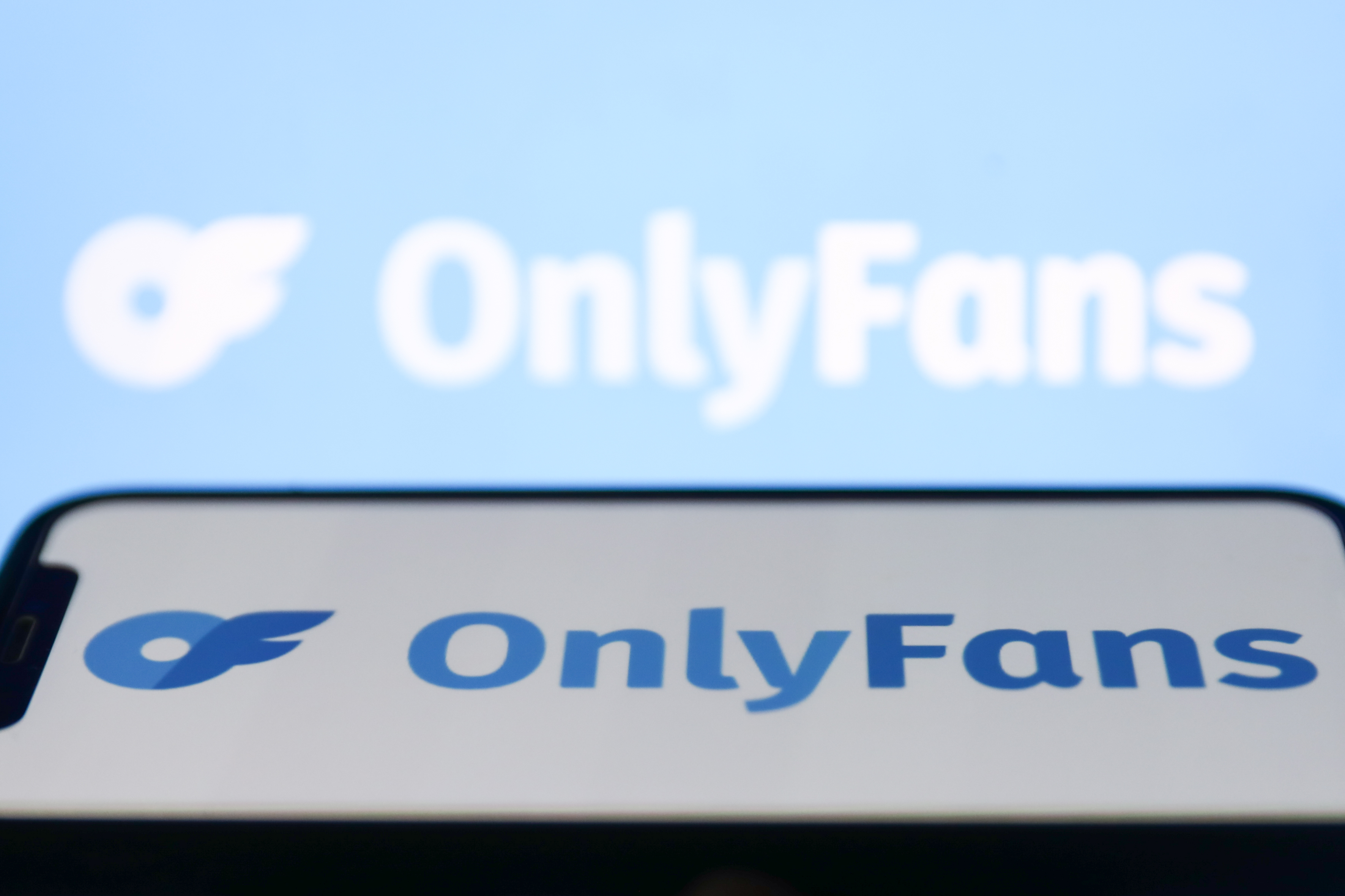 OnlyFans owner Leonid Radvinsky dies of cancer at 43 – NBC 5 Dallas
