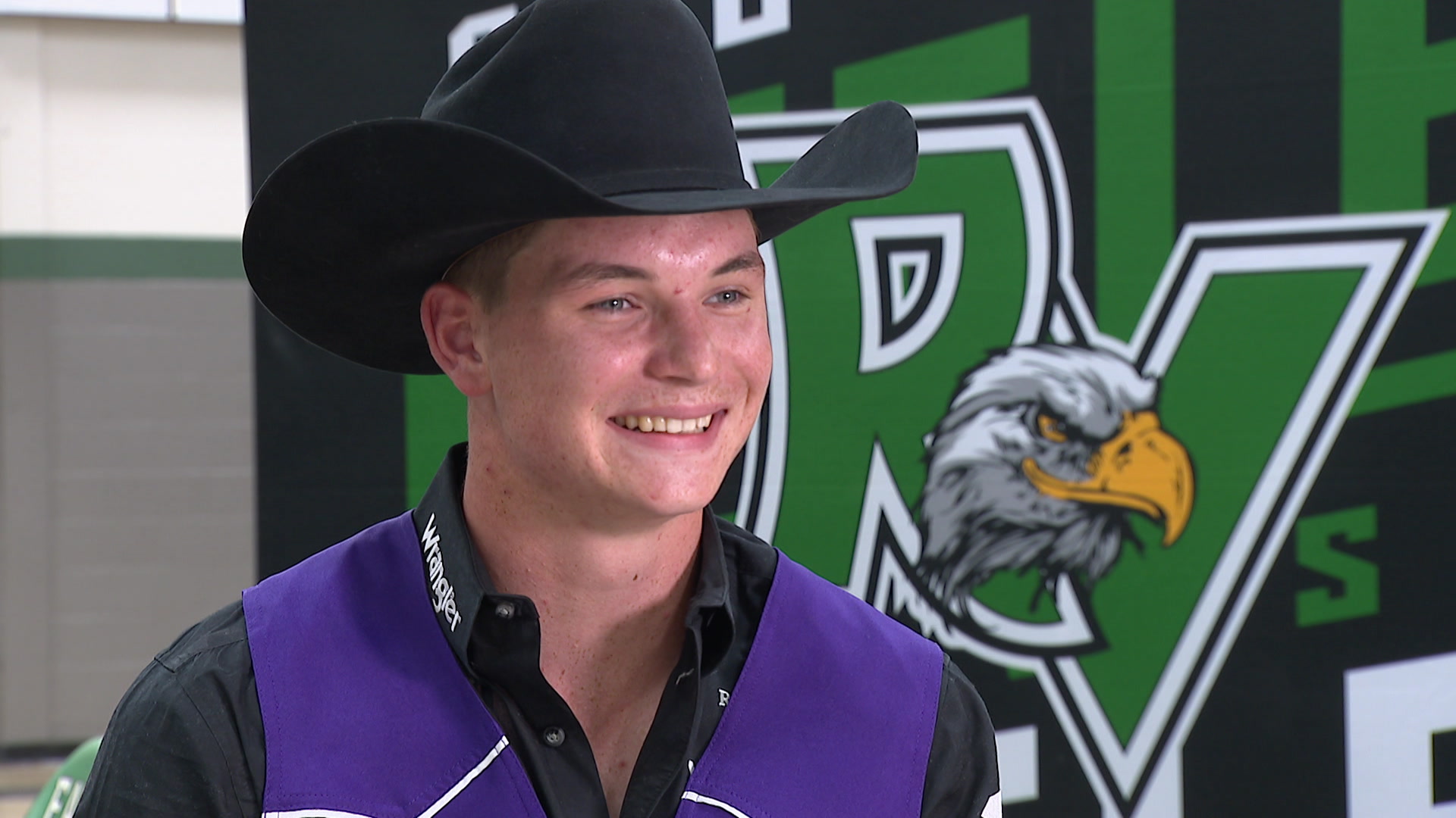 Kash Lloyd makes Rio Vista HS history with rodeo scholarship – NBC 5 ...
