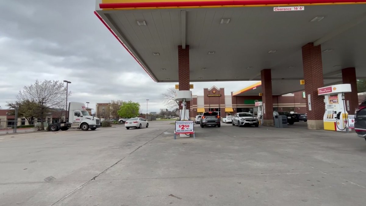 North Texas gas prices jump as war in Iran leads to oil supply concerns