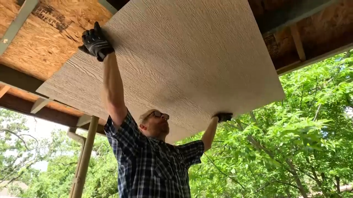 Rising repair costs threaten seniors' housing as local groups step in