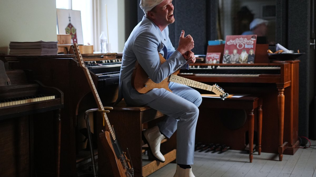 Converted church in rural Pennsylvania becoming incubator for Amish roots music
