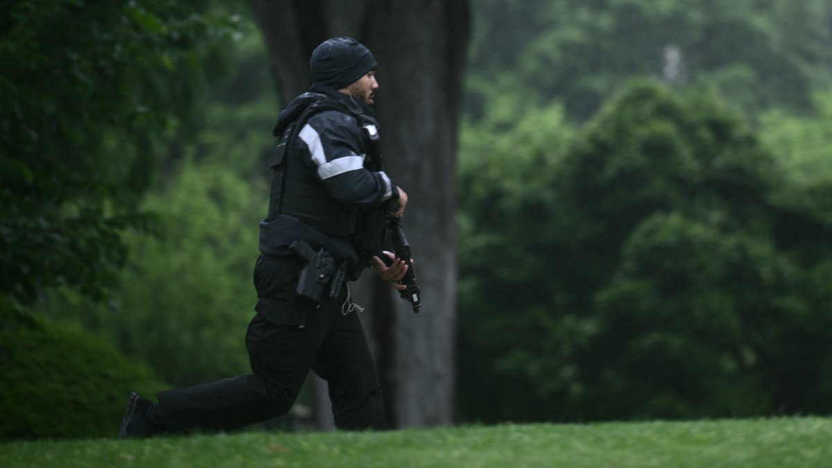 Secret Service reports shots fired near the White House