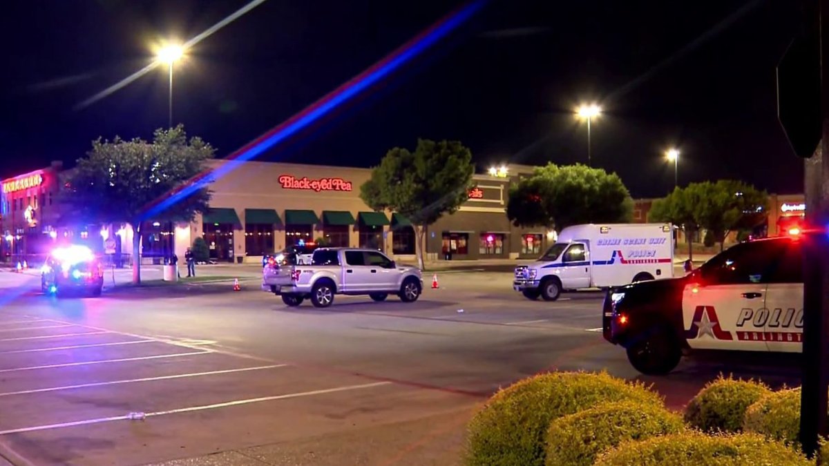 Police: Fight outside Arlington restaurant leads to shooting, 1 injured