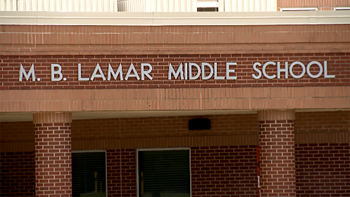 Flower Mound police investigate middle school teacher over unauthorized student photos