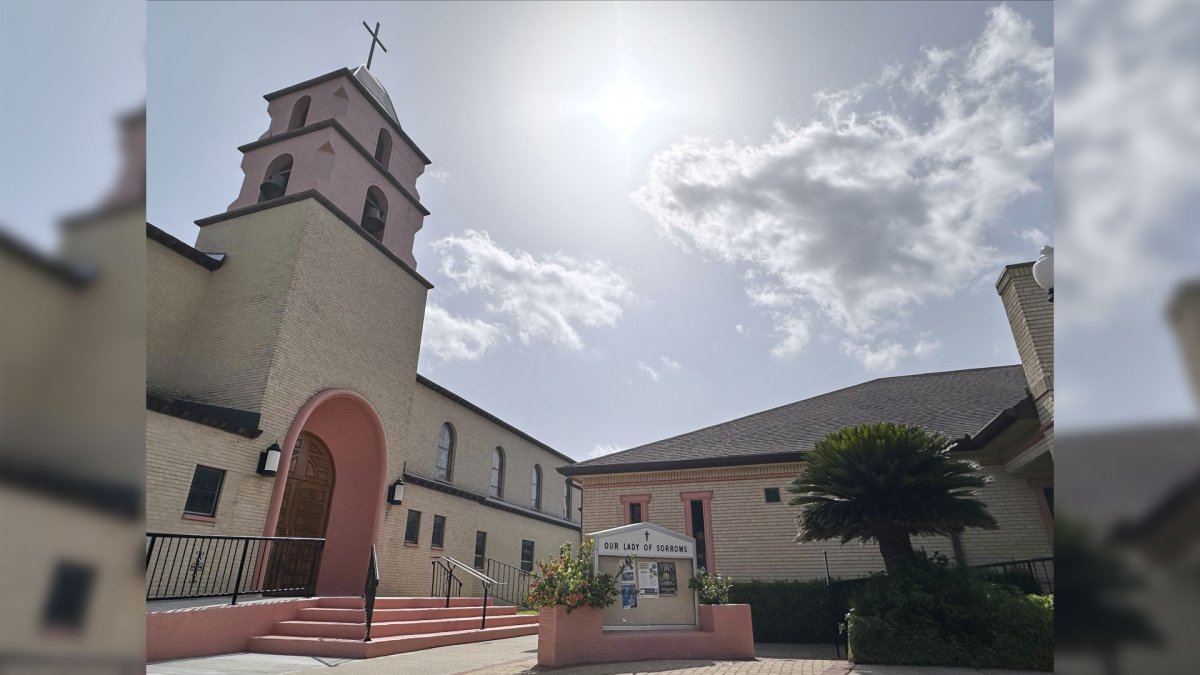 ICE detains Texas nun in her habit walking to Mass, Congress frees her