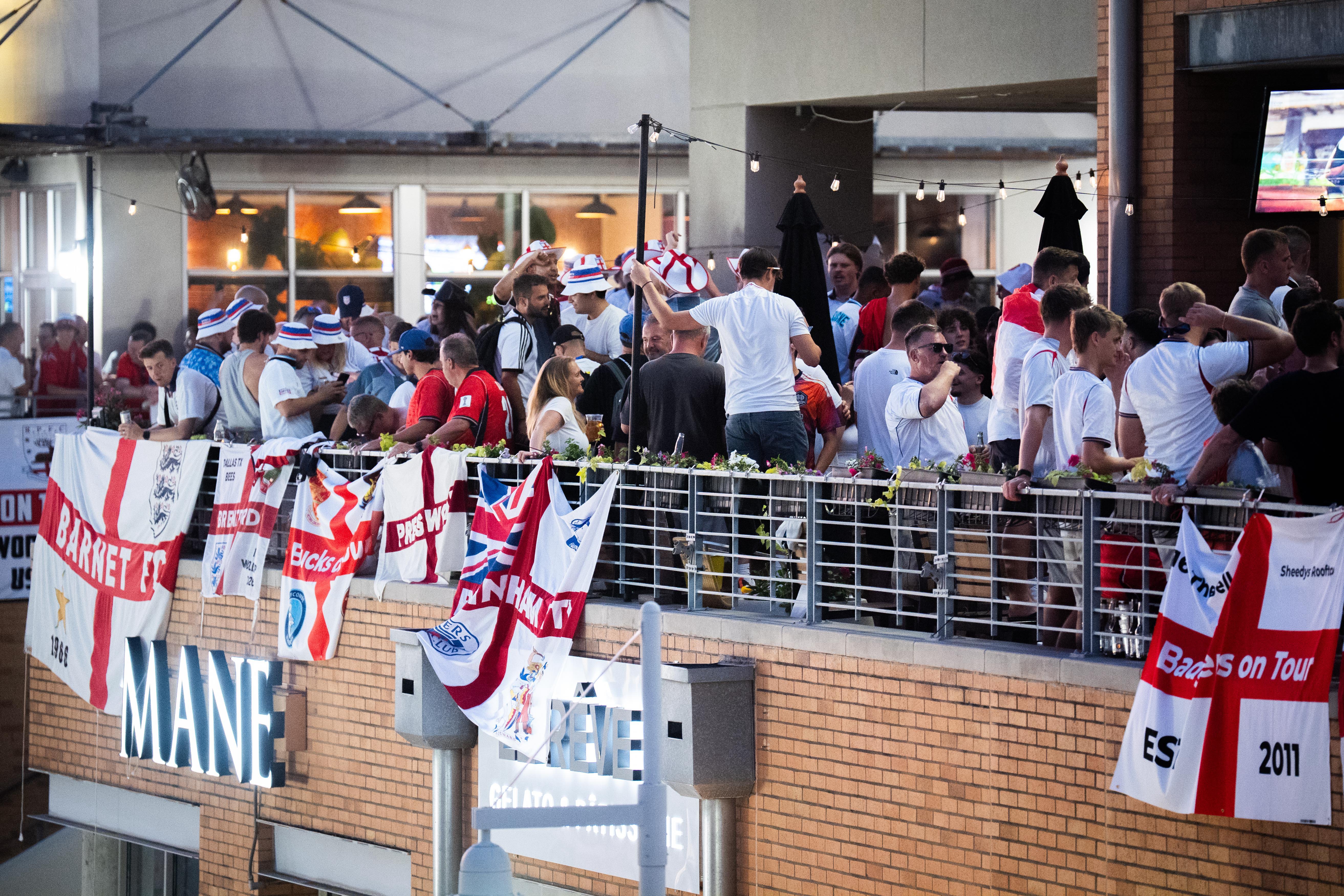 England fans pack Dallas pub to celebrate World Cup victory over Croatia