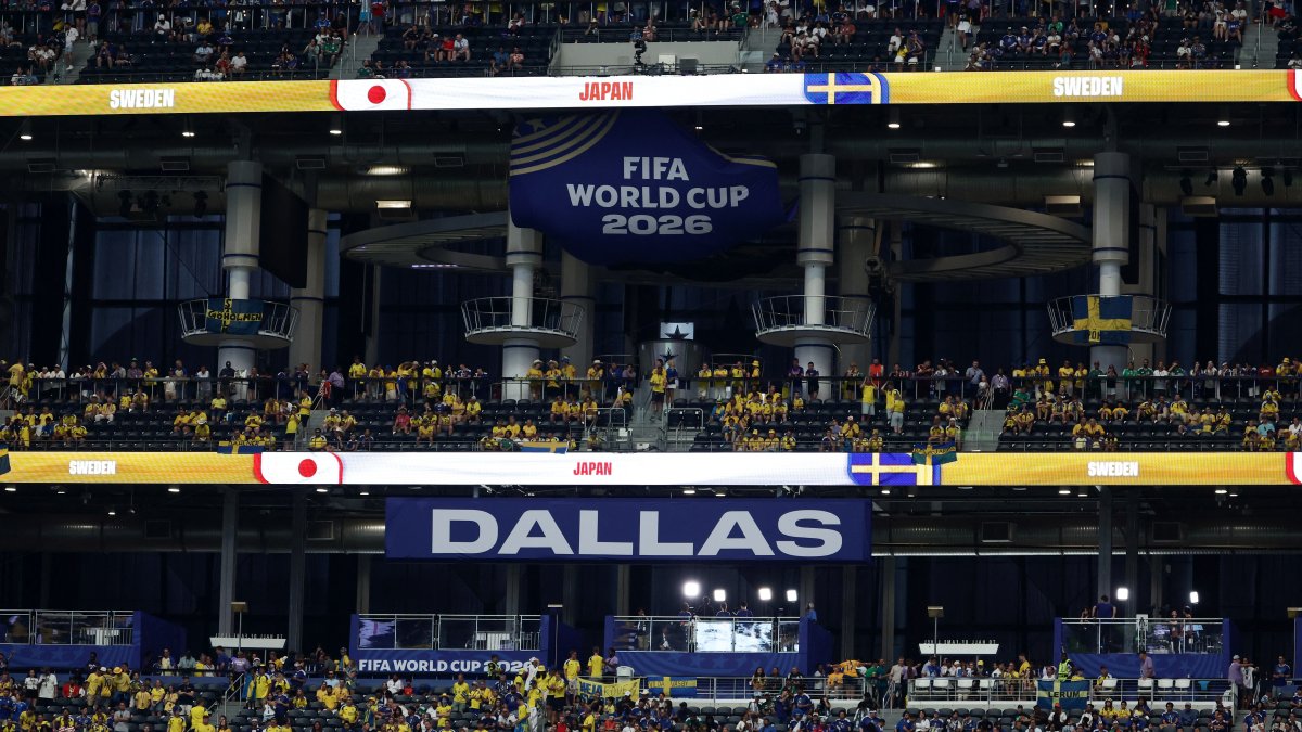 World Cup put up curtains to stop the stadium sun glare NFL fans know too well