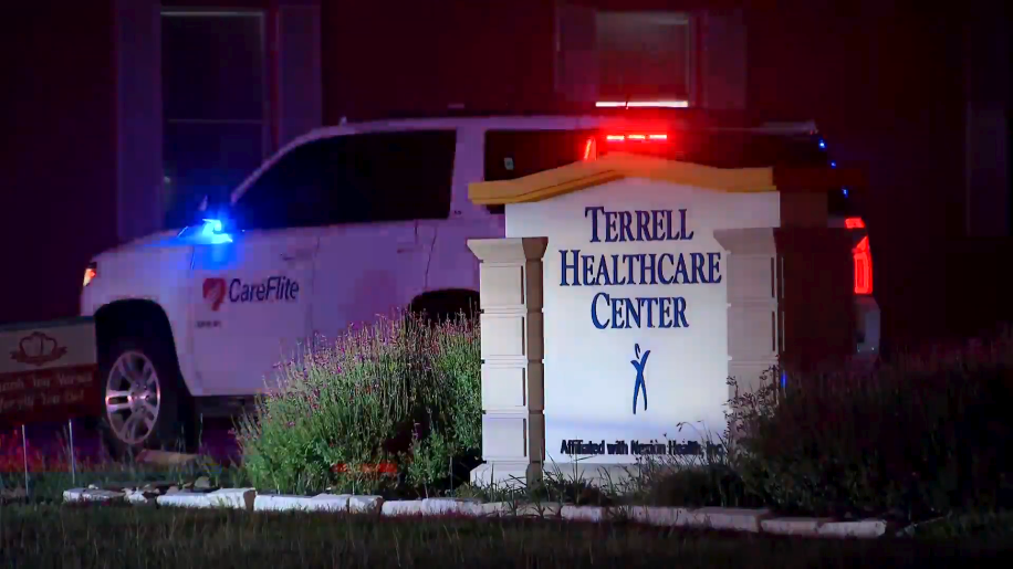 Emergency crews respond to carbon monoxide leak at Terrell nursing home