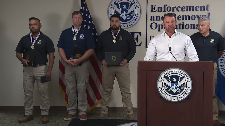 Secretary of Homeland Security honors ICE officers from 2025 Dallas facility shooting