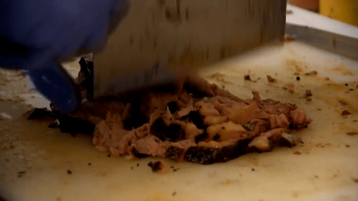 Family-owned barbecue spot in Cedar Hill to close as food costs rise