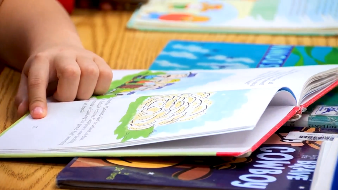 3 ways to encourage young readers this summer