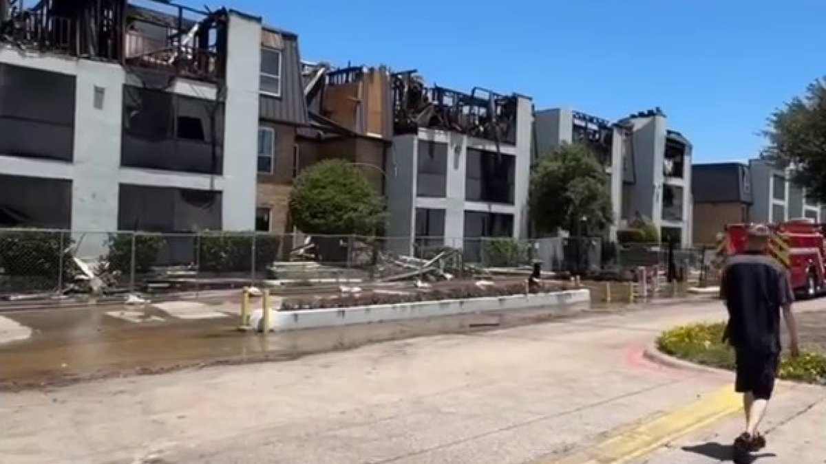 More than 40 displaced when fire destroys dozens of condos in Dallas