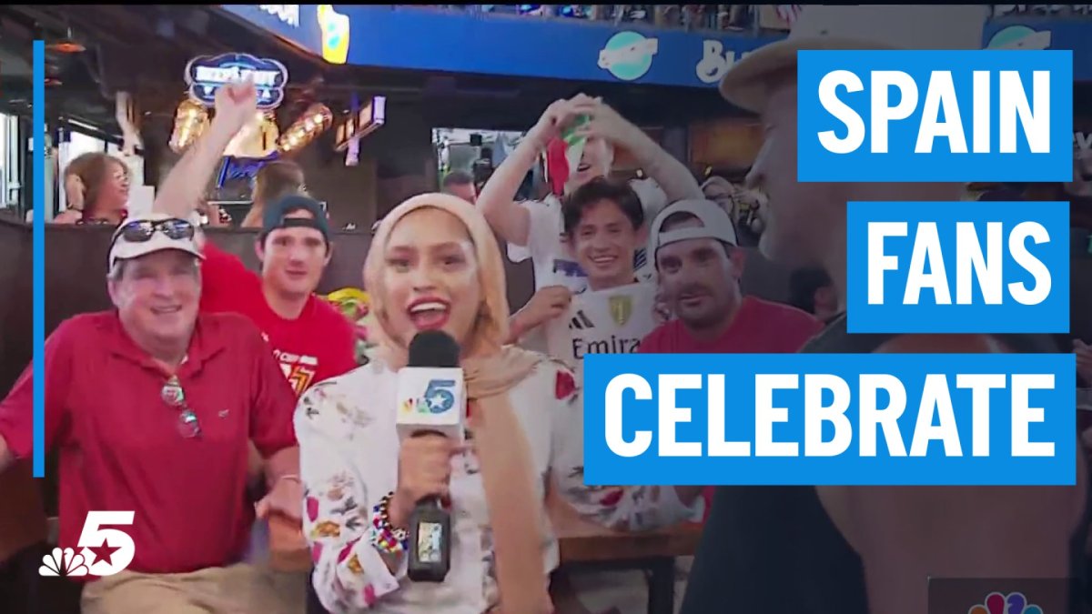 Spain fans celebrate after semi-finals win