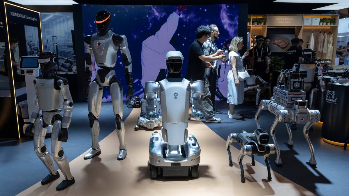 U.S. bans foreign-made humanoid robots, targeting China over national security
