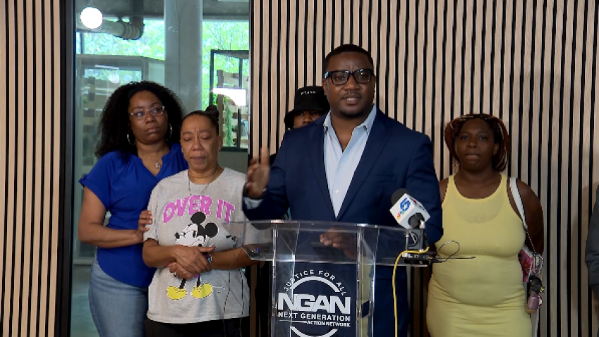 Dominique Alexander, who said he grew up with D’Lisa Kelley, is now leading efforts to encourage Dallas police to continue pursuing the case.