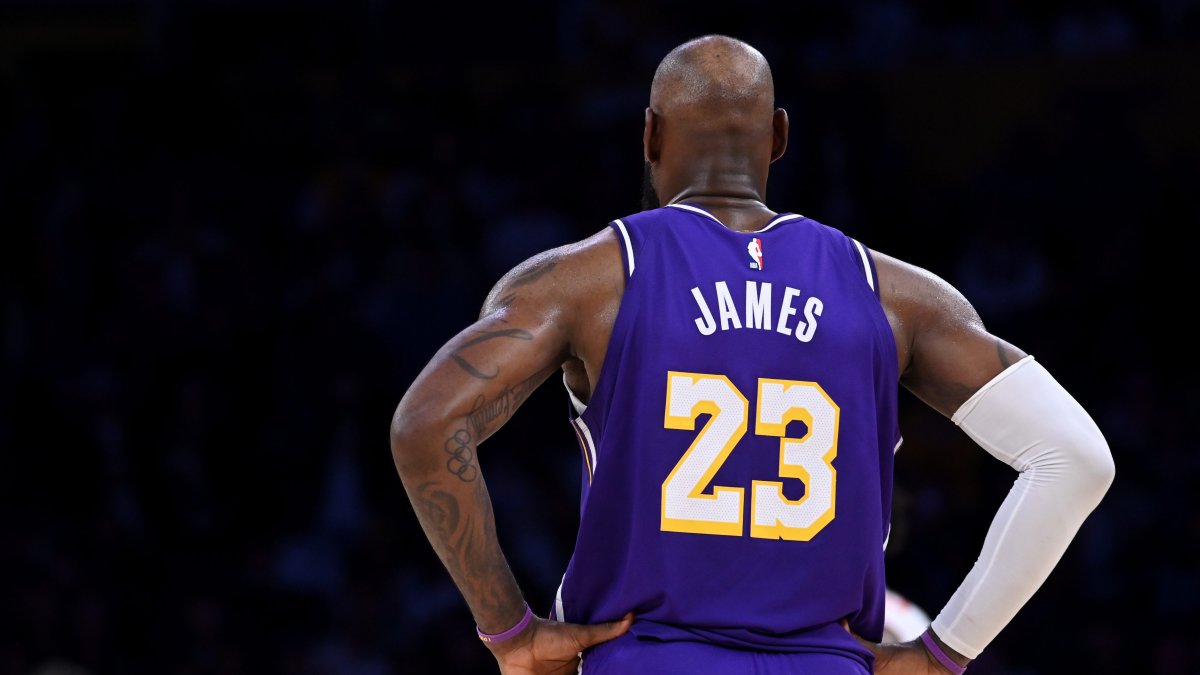 LeBron's Sixers Jersey Shatters Fanatics Sales Record