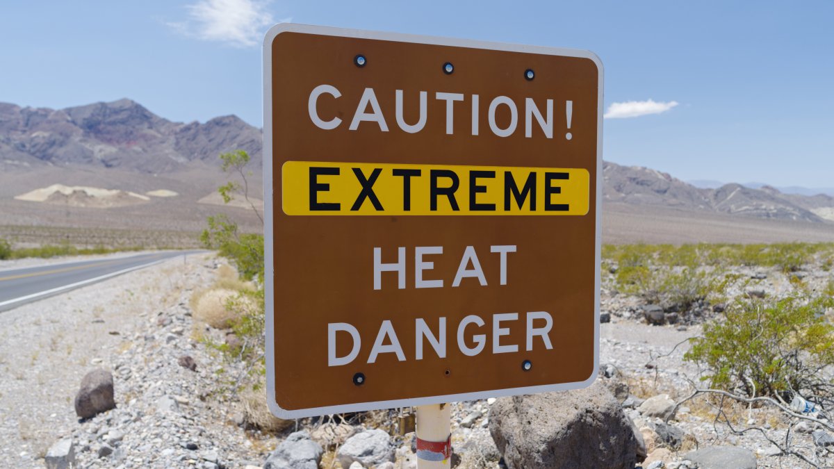 French tourist dies in Death Valley heat after vehicle gets stuck in mud